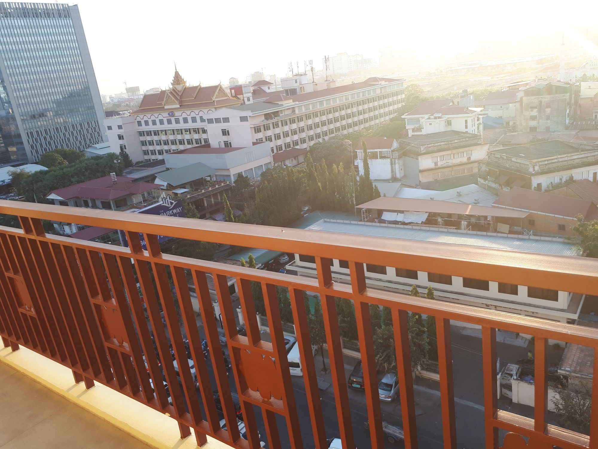 쿠치 아우돔 호텔 프놈펜 외부 사진
